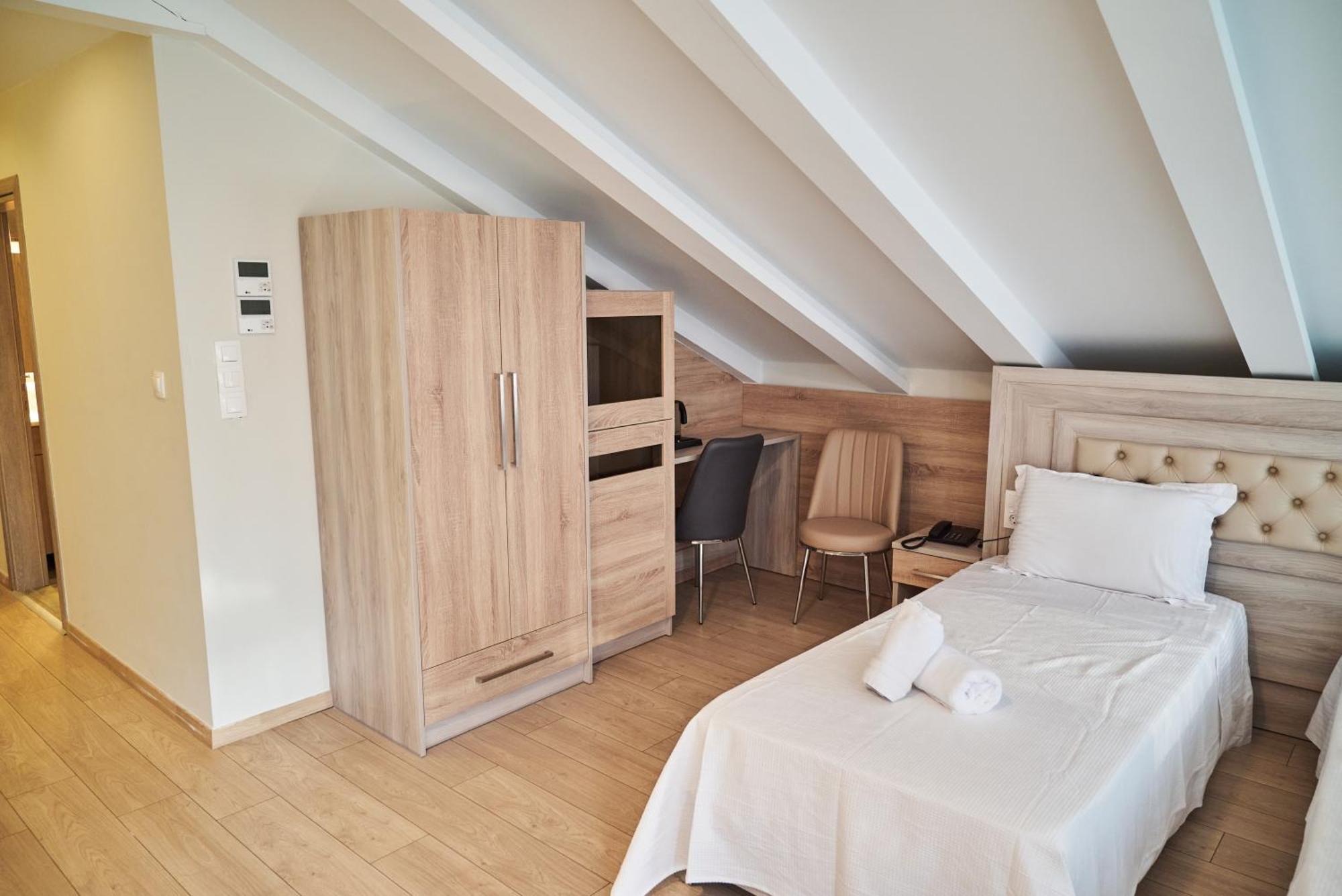 Aparthotel Famissi Sofita 7 Kalambaka Esterno foto