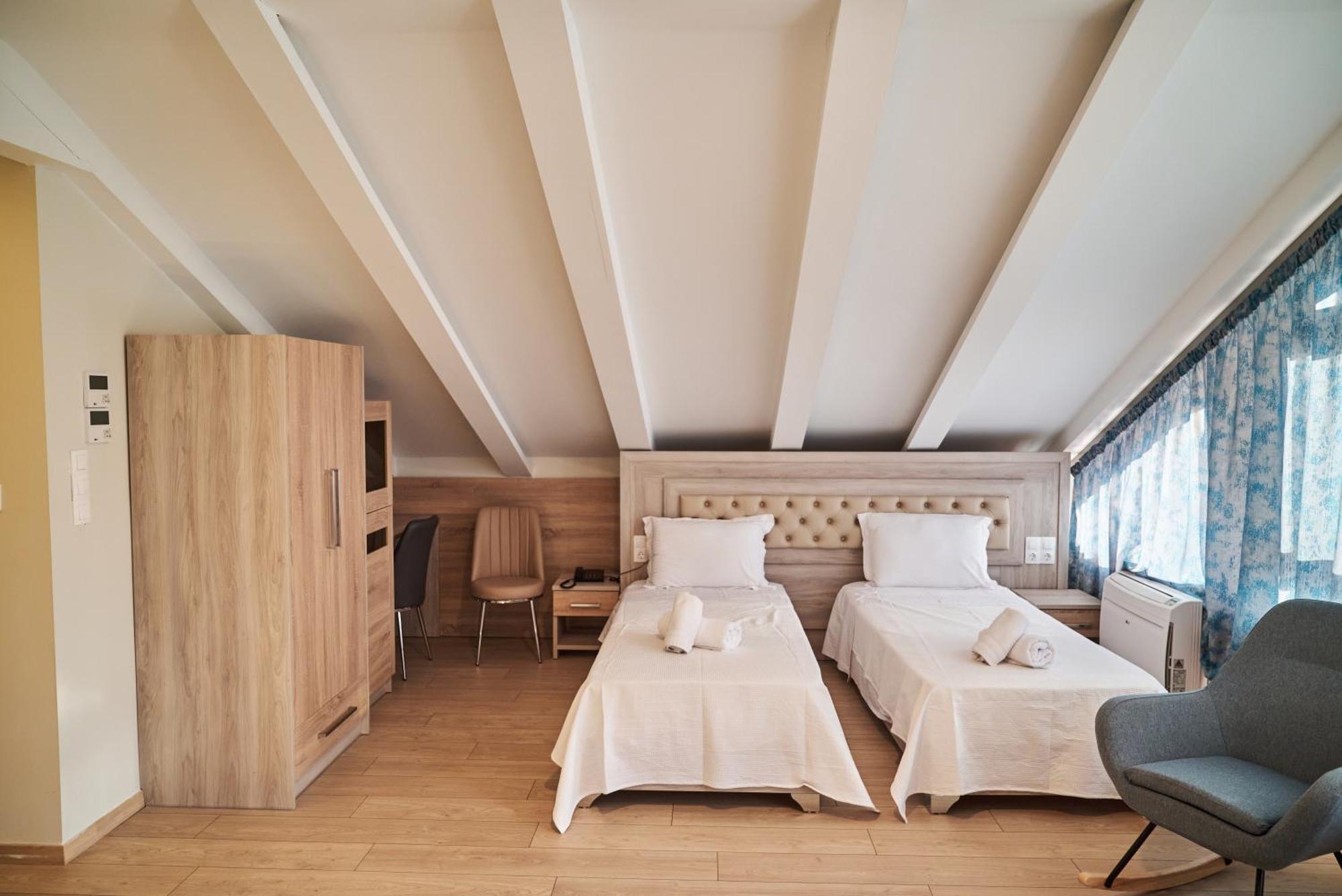 Aparthotel Famissi Sofita 7 Kalambaka Esterno foto